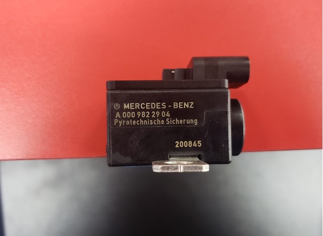 Compre A0009822904 Mercedes Dispositivo de segurança