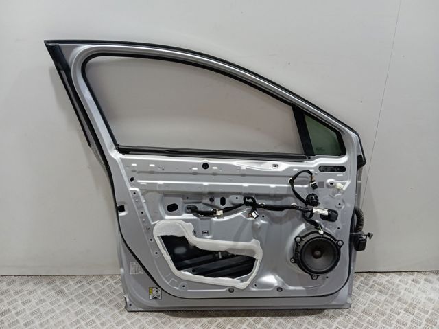 Porta dianteira esquerda para Renault Clio V B7