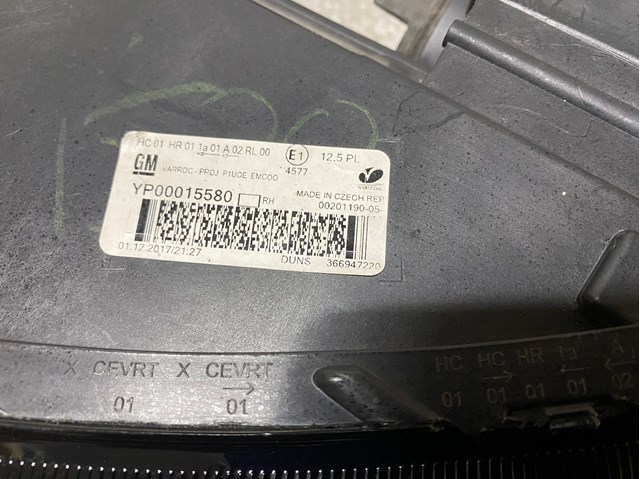 Compre YP00015580 General Motors Luz direita