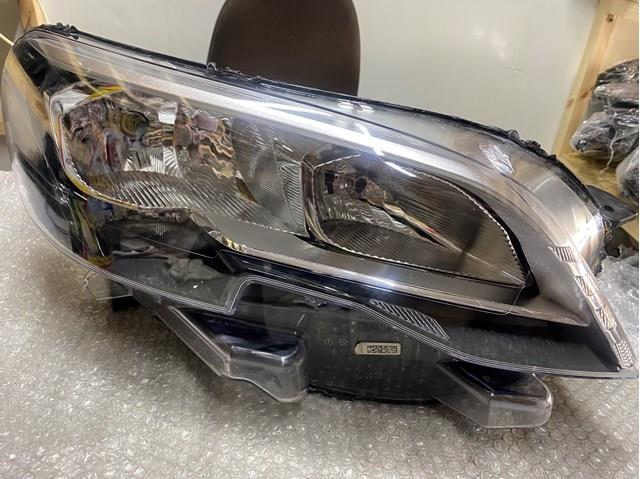 Luz direita Peugeot/Citroen 9808572580
