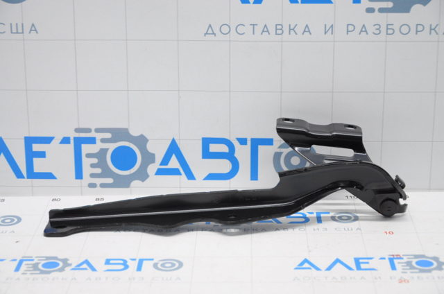 Gozno da capota esquerdo KB7W52420 Mazda