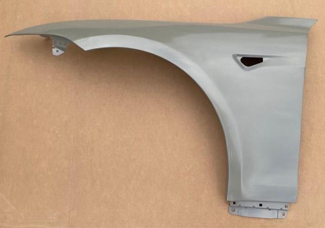  Pára-lama dianteiro direito Tesla Model S sedan (5YJS) (2012 - 2016) 