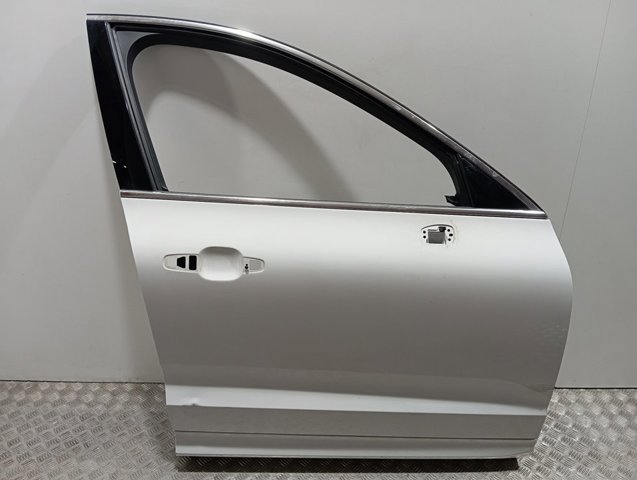 Porta dianteira direita Volvo 32345931 preço, a partir de 1430,16 USD