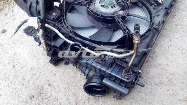 Radiador de esfriamento de motor 13241724 General Motors