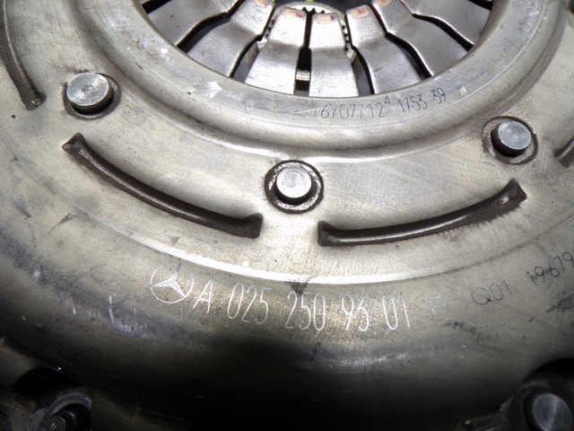 Kit de embraiagem (3 peças) Mercedes A0252509301 preço, a partir de 413,87 USD