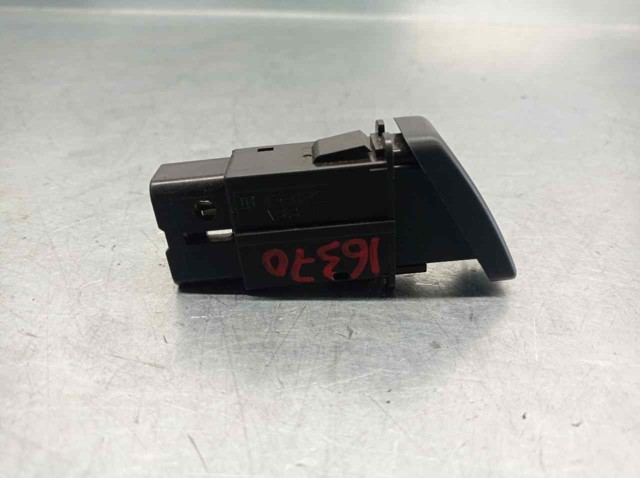 Botão de ativação do sinal de emergência Mazda 153132 preço, a partir de 22,17 USD