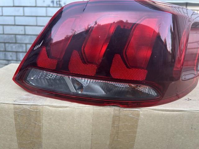 Lanterna traseira direita Peugeot/Citroen 9817299580 preço, a partir de 174,77 USD