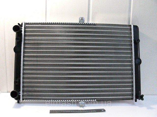 Compre 210821301012 DK Radiador de esfriamento de motor