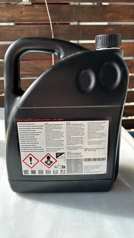 Fluido de esfriamento Mitsubishi MZ321117
