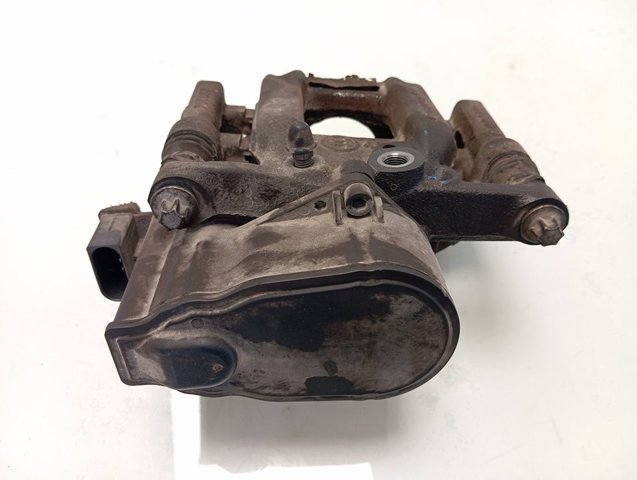 Suporte do freio traseiro direito Peugeot/Citroen AD777015 preço, a partir de 66,52 USD