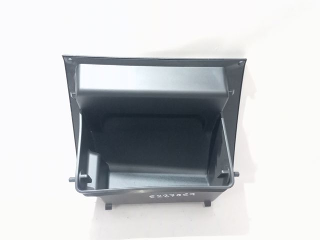 Caixa para porta-luvas (porta-luvas) Ford Puma  J2K, CF7