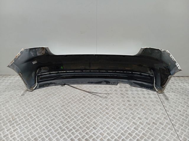 Pára-choque traseiro 82A807067GRU VAG