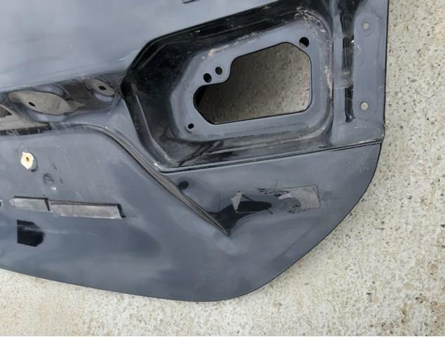 Tampa de porta-malas Toyota 6440102A31
