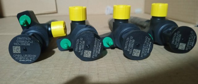 Injetor de injeção de combustível Delphi 28657626