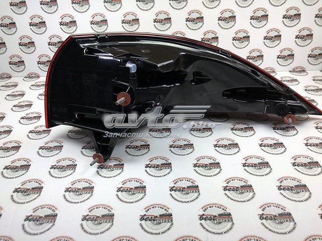 1679061007 Mercedes Lanterna traseira esquerda externa