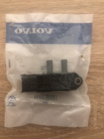 Sensor de pressão dos gases de escape 7423488881 Renault (RVI)
