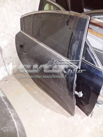 Compre GHY27202XB Mazda Porta traseira direita