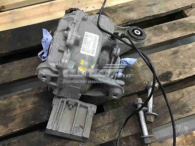 Redutor do eixo traseiro LR070150 Land Rover