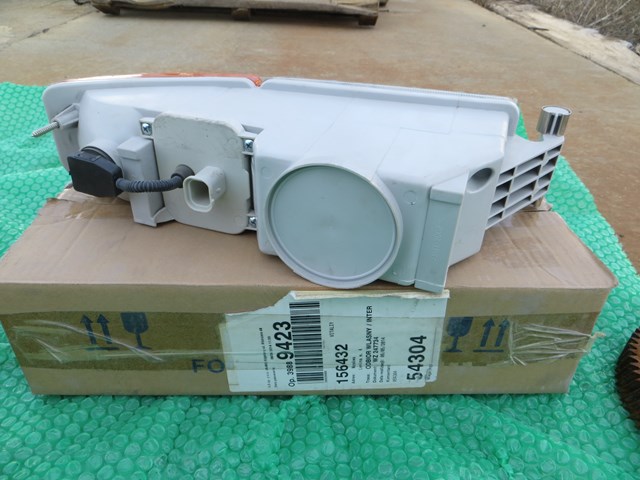 Posição (pisca-pisca) esquerda MAN 81253206089 preço, a partir de 44,46 USD