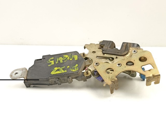 61031SA050 Subaru Fecho da porta dianteira esquerda