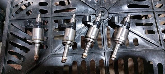 Injetor de injeção de combustível PY0113250 Mazda