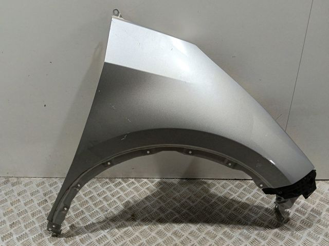 Pára-lama dianteiro direito Toyota 53811F4050 preço, a partir de 324,24 USD