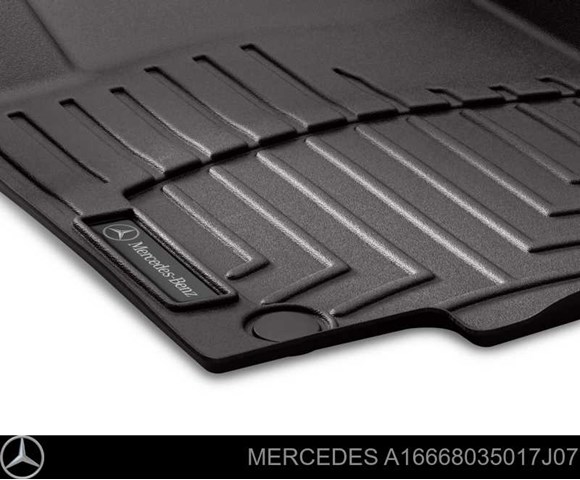 Tapetes dianteiros + traseiros, kit 16668035017J07 Mercedes