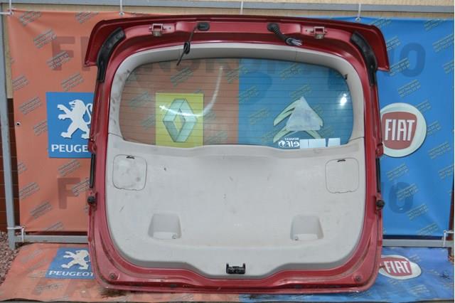 Porta traseira (3ª/5ª porta-malas (tampa de alcapão) 901002669R Renault (RVI)
