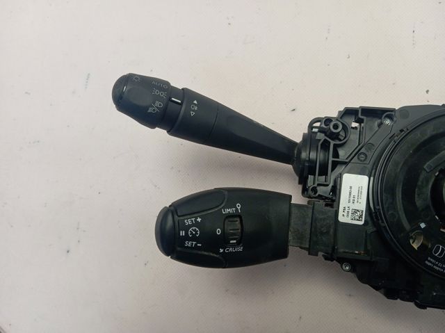 Cinto de segurança (AIRBAG) de condutor 98185172ZD Peugeot/Citroen