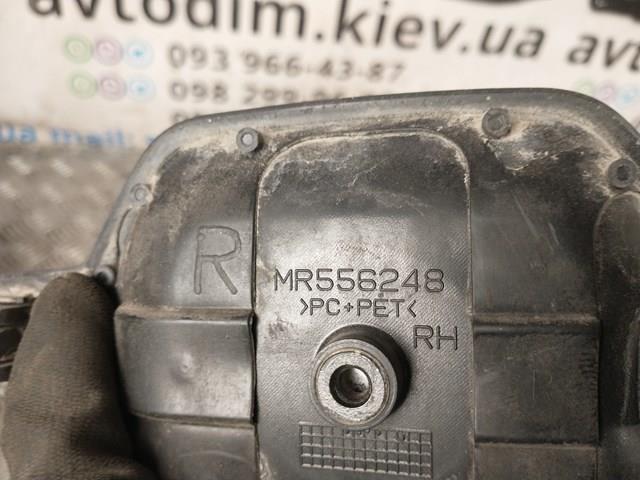 Maçaneta dianteira direita da porta externa MR556248 Mitsubishi