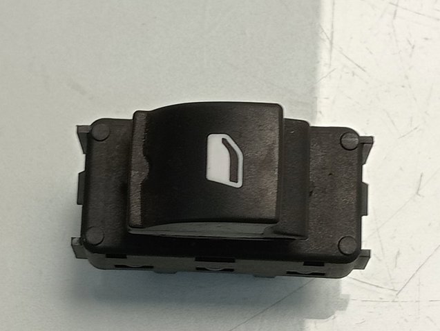 Botão dianteiro direito de ativação de motor de acionamento de vidro 98016307ZD Peugeot/Citroen