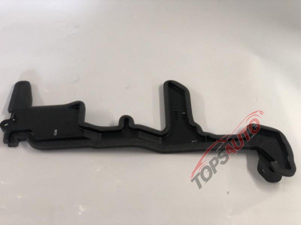 Conduto de ar (defletor) do radiador 215596MA0A Nissan/Infiniti