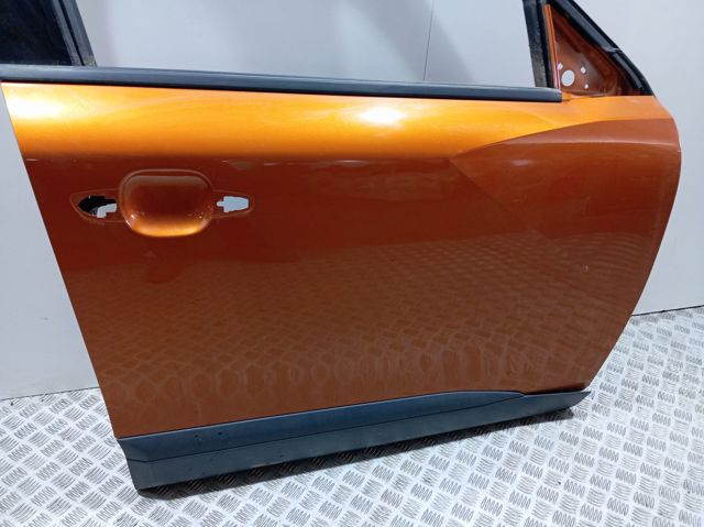 Compre 9831047380 Peugeot/Citroen Porta dianteira direita