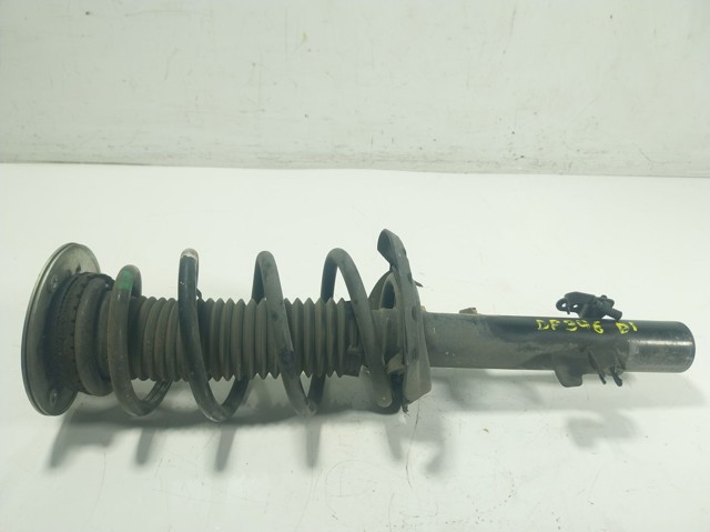 Amortecedor dianteiro esquerdo LR070934 Land Rover