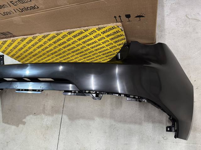 B0S150221BB Mazda Pára-choque traseiro