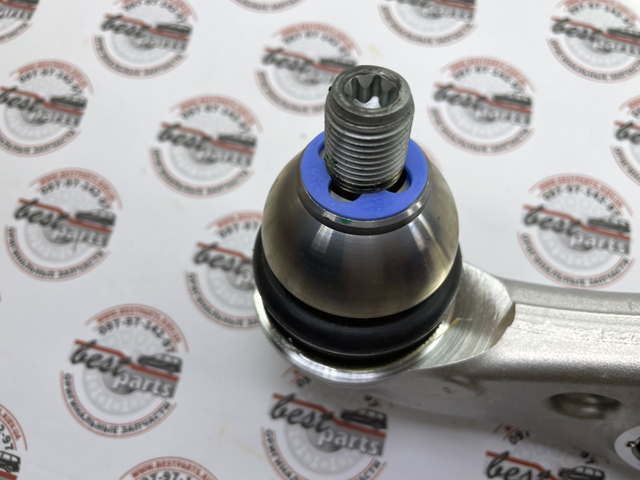 Braço oscilante inferior direito de suspensão dianteira Mercedes A2973305600 preço, a partir de 759,92 USD