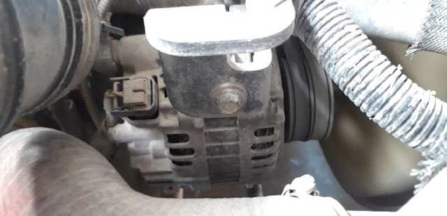 Compre ME192608 Mitsubishi Gerador