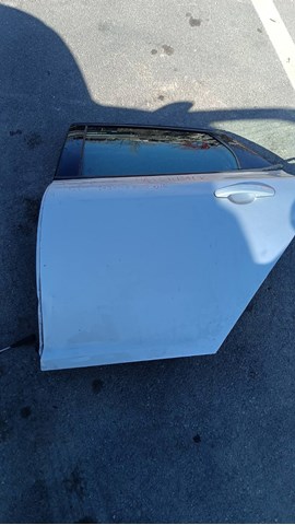 2172760 Ford Porta traseira esquerda