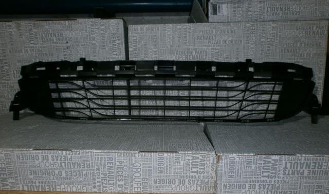 Compre 622543994R Renault (RVI) Grelha do radiador