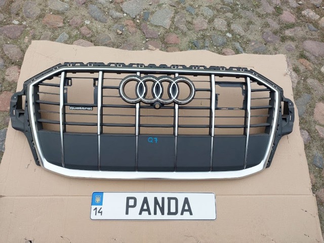 Grelha do radiador VAG 4M0853651AGRN4