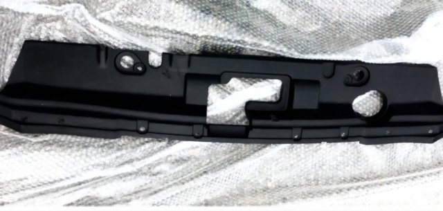 Compre 623225SA0B Nissan/Infiniti Placa sobreposta inferior de grelha do radiador
