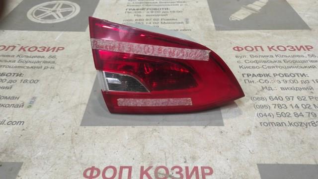 Compre 9678094880 Peugeot/Citroen Lanterna traseira direita interna