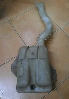 Compre YC1513K185AG Ford Tanque de fluido para lavador de vidro