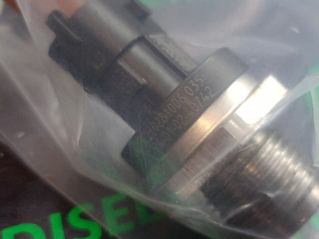 281006035 Bosch Sensor de pressão de combustível