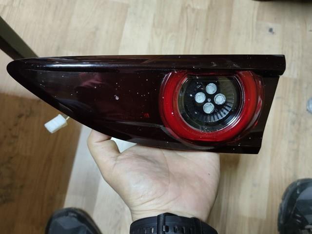 BCKC513F0 Mazda Lanterna traseira direita interna