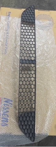 Grelha do pára-choque dianteiro Mercedes A2218850053 preço, a partir de 157,33 USD