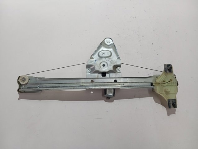 Mecanismo de acionamento de vidro da porta dianteira esquerda Renault (RVI) 807210272R preço, a partir de 125,99 USD