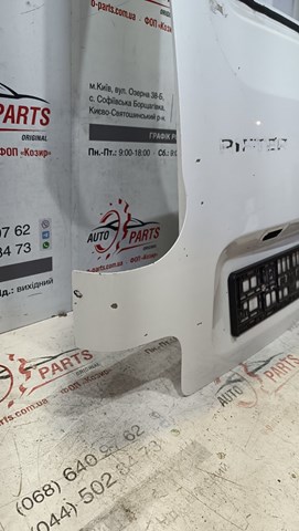 Porta batente traseira esquerda de furgão FPS FP2035321