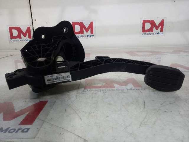 Pedal de embraiagem 9676728880 Peugeot/Citroen