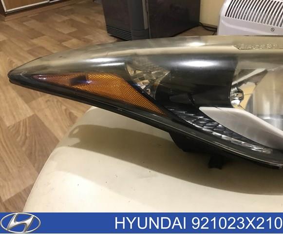 Luz direita 921023X210 Hyundai/Kia